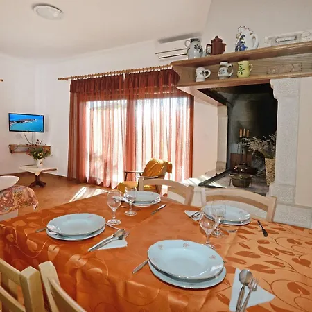 Albina Valiza Apartament Umag