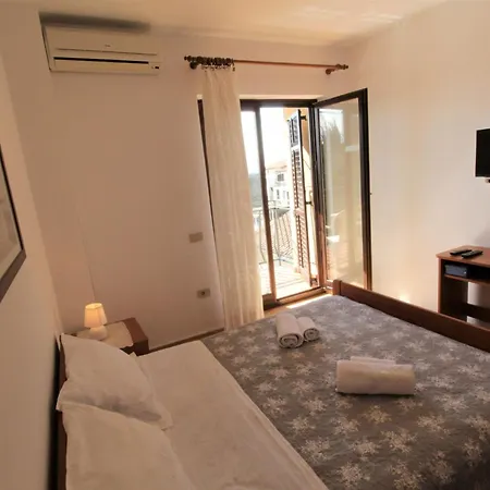Apartament Albina Valiza