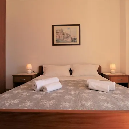Albina Valiza Apartament
