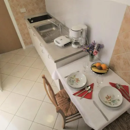 Apartament Albina Valiza *